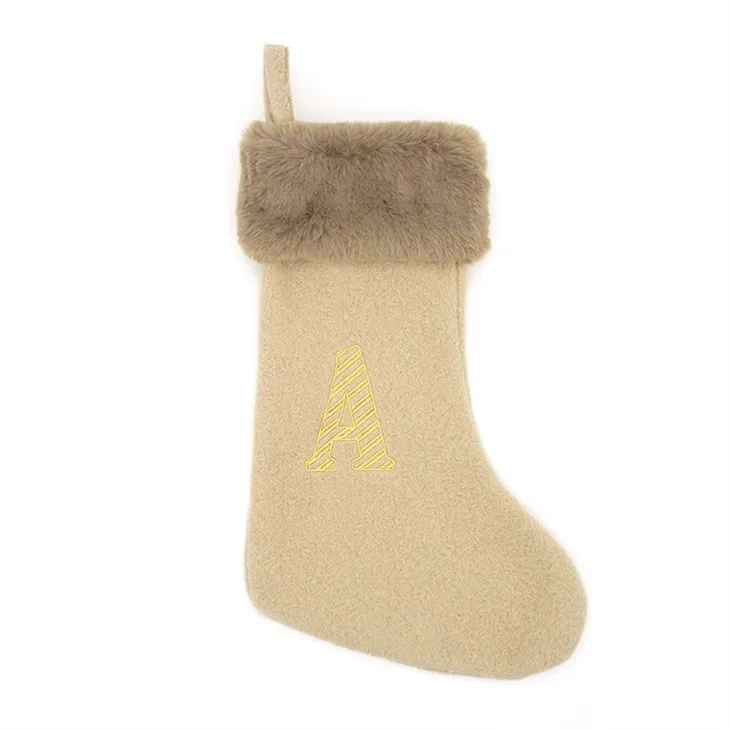 גרבי חג המולד הראשונות