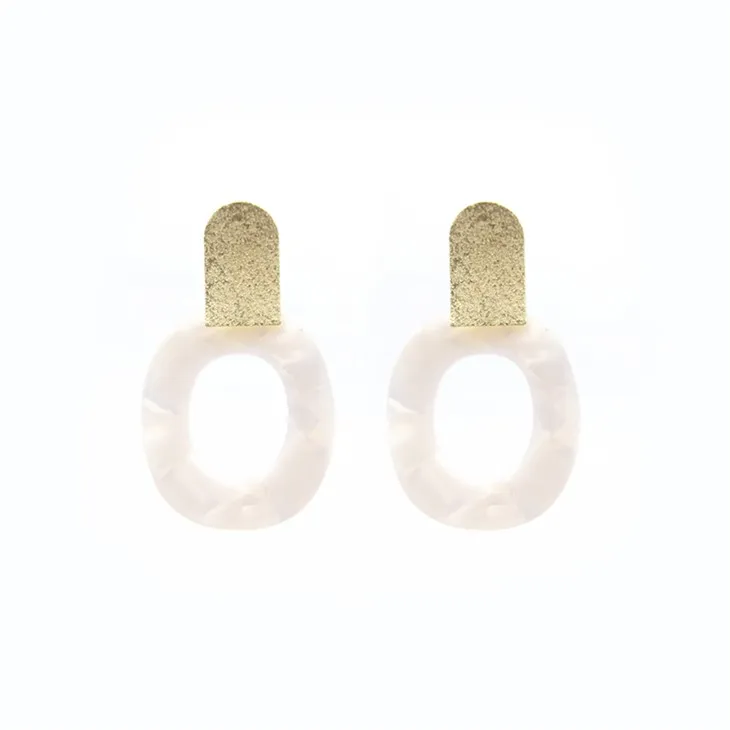 עגילי תכשיטים